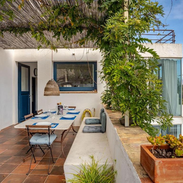 Fantástica casa con piscina y parking en el pueblo - Casa de 4 dormitorios - 13