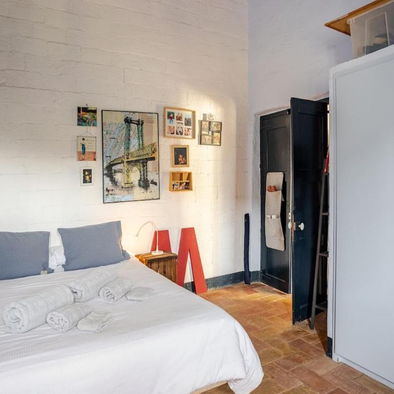 Fantástica casa con piscina y parking en el pueblo - Casa de 4 dormitorios - 14