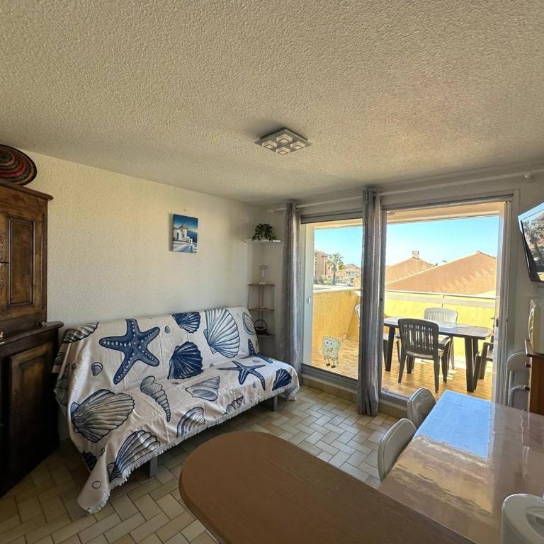 Dap - One-Bedroom Apartment with Terrace - 3