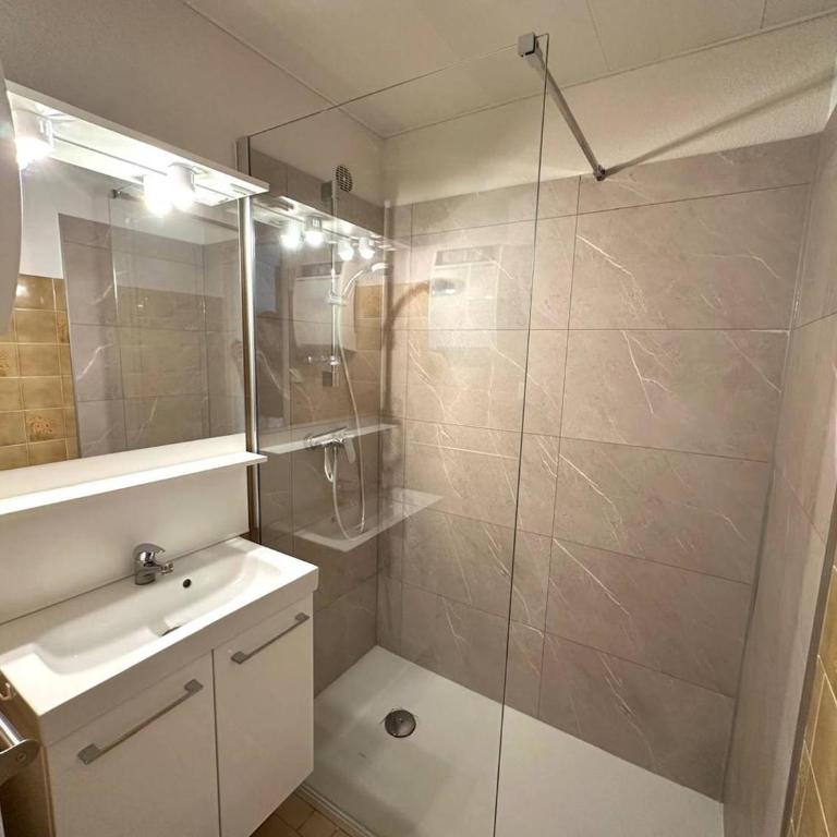 Dap - One-Bedroom Apartment with Terrace - 8