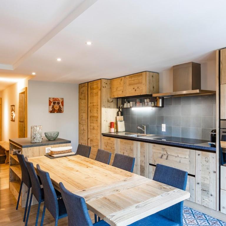 Appartement rénové à 7 minutes du centre au pied de la forêt - Appartement 3 Chambres - 6