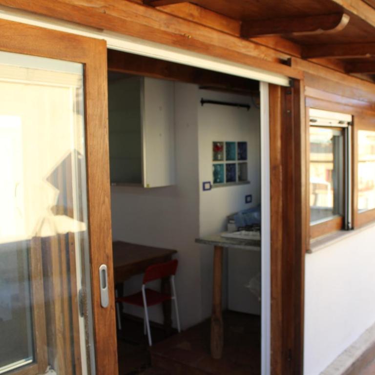 Romantic Studio Apartment Near Park - Monolocale con Terrazza - 3