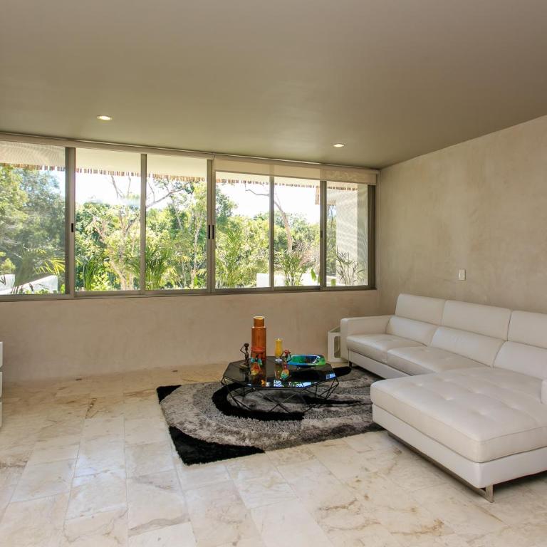 Eco-chic Design Condos Wrapped in Nature's Elements by Stella Rentals - Apartamento Ático - 7