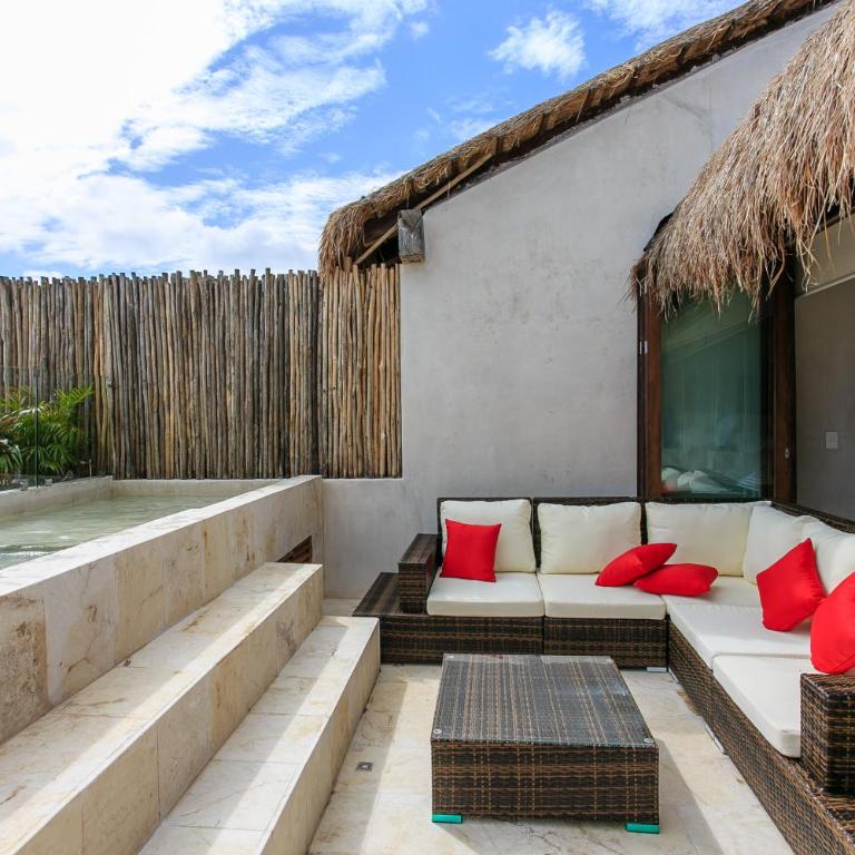 Eco-chic Design Condos Wrapped in Nature's Elements by Stella Rentals - Apartamento Ático - 8