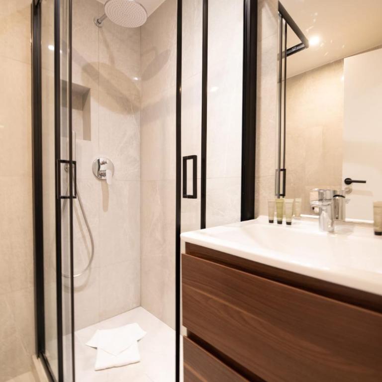 Modern Studio in Central Paris with AC - Studio - 8