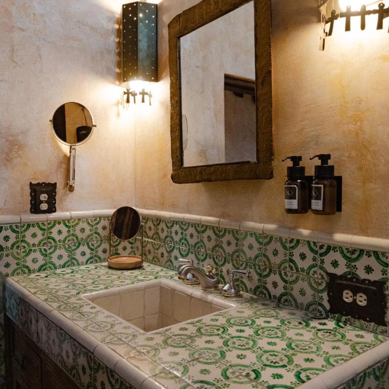 Hacienda Las Amantes - Habitación Doble Deluxe con balcón - 5