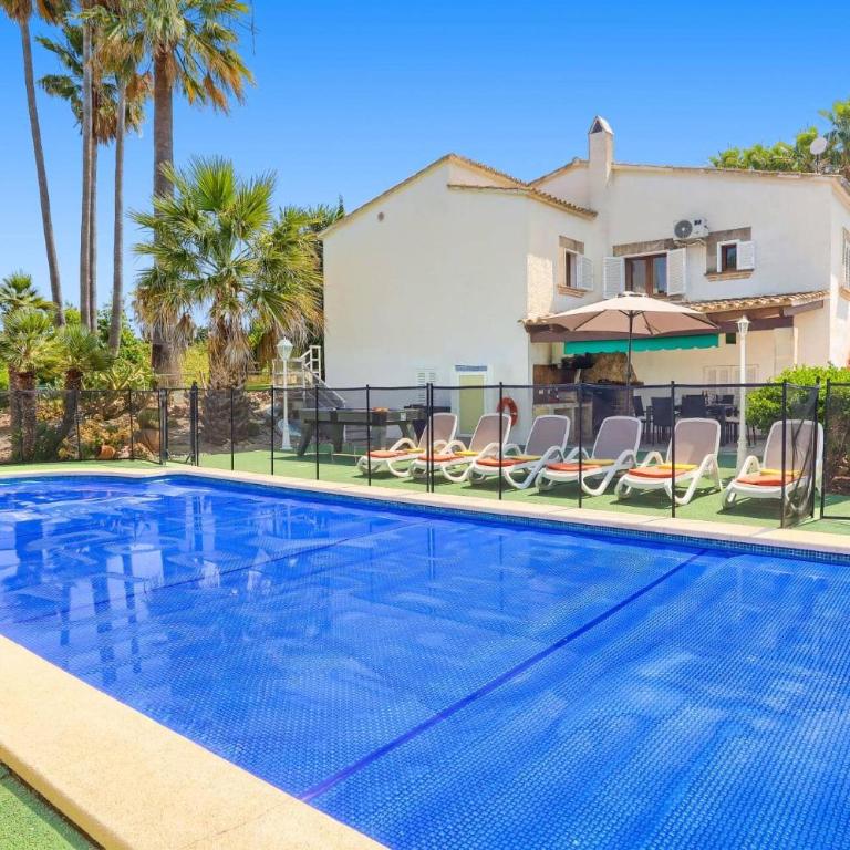 Villa Conxa Bisanyes by Villa Plus - Villa - 22