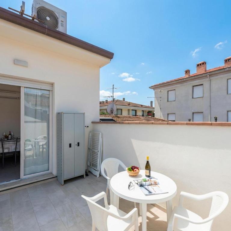 Suite Ondina Viareggio Apartments - Appartamento con Balcone - 6