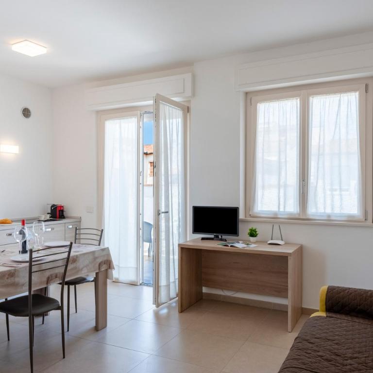 Suite Ondina Viareggio Apartments - Appartamento con Balcone - 7
