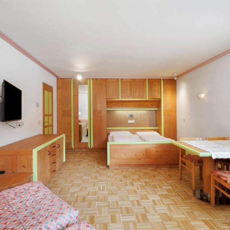 Residence Ciasa Ulli - Apartment mit 1 Schlafzimmer und Gartenblick - 6