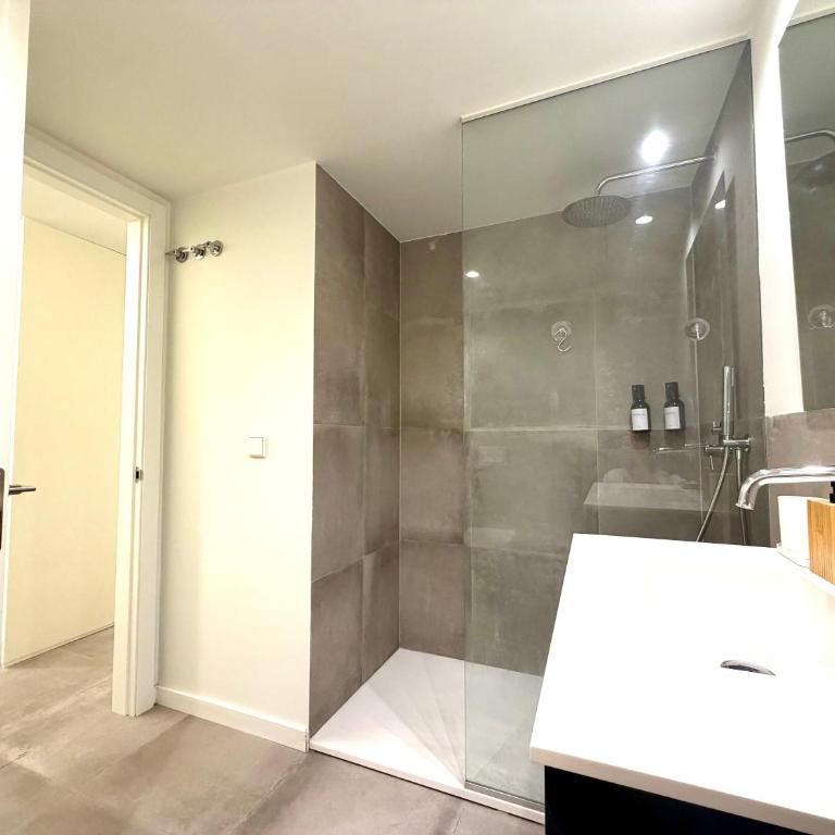 Convenient Valencia Studio Near Nou Mestalla & Metro - Apartment mit 1 Schlafzimmer - 3