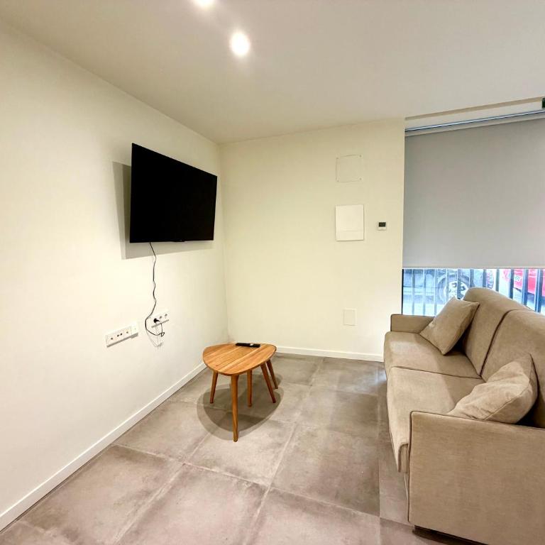 Convenient Valencia Studio Near Nou Mestalla & Metro - Apartment mit 1 Schlafzimmer - 31