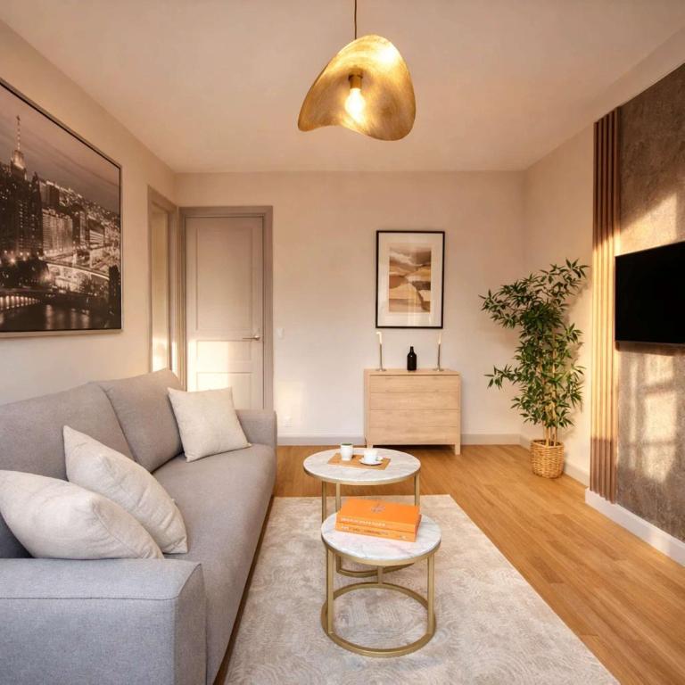 Unique Parisian flat near Gare Montparnasse - Appartement - 5
