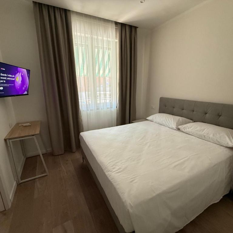 Affittacamere Belvedere Rooms - Camera Matrimoniale Budget - 6
