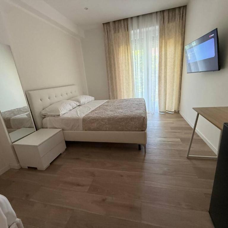 Affittacamere Belvedere Rooms - Camera Tripla - 5