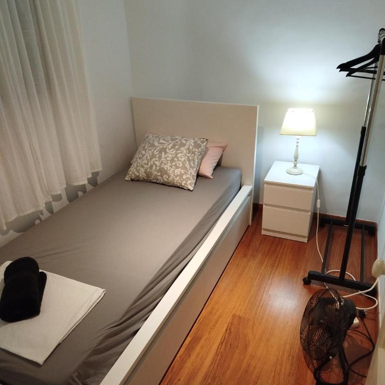Rooms in the center City - Habitación Individual Económica - 1