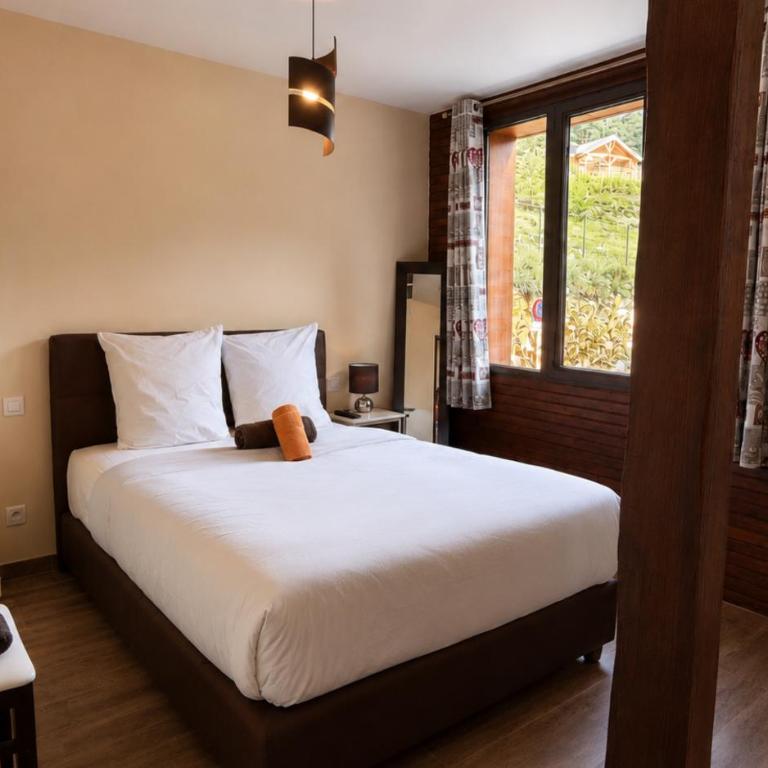 Auberge Alpina - Chambre Double - Vue sur Montagne - 2