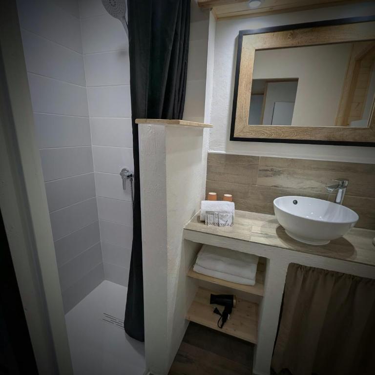 Auberge Saint Antoine - Chambre Double Supérieure - 12