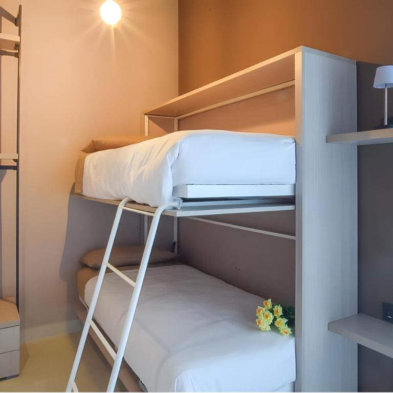 Comfortable Loft Near the Station - Casa con 2 Camere da Letto - 11