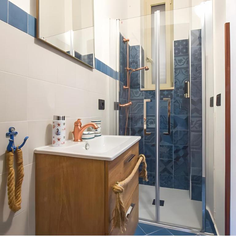 Comfortable Loft Near the Station - Casa con 2 Camere da Letto - 16