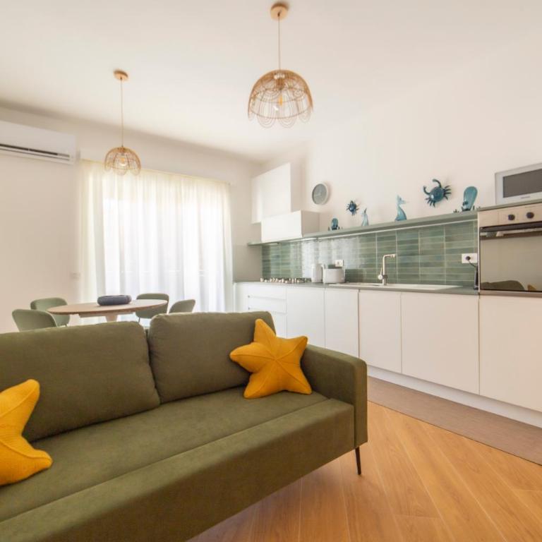 Maison Capri - Appartamento con 2 Camere da Letto - 2