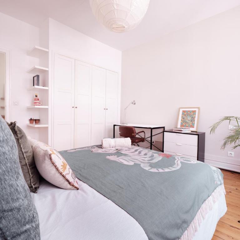 Vendôme, sublime, downtown Biarritz, private parking - Appartement - Vue sur Ville - 76