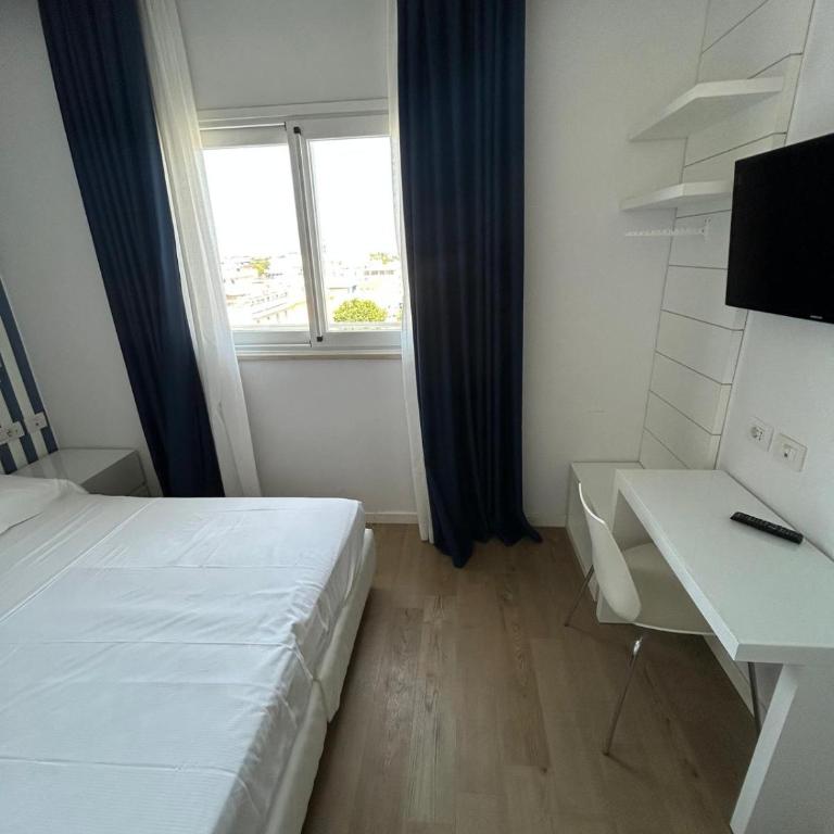 Hotel Fedora Riccione - FRONTE MARE - Suite - 1
