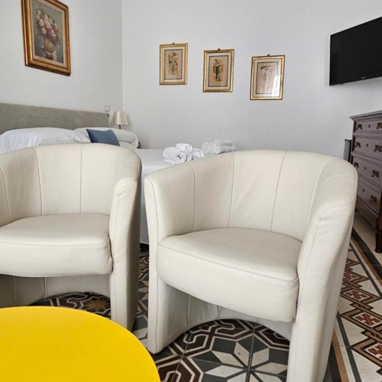 Al Corso Charming Rooms - Camera King con Balcone - 16