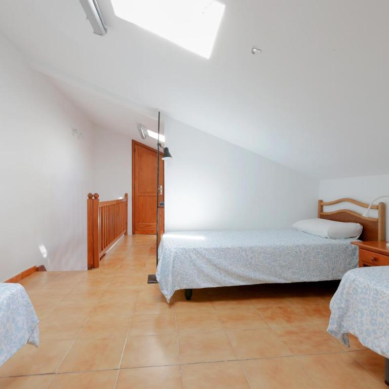 DARUMA APARTMENTS 2-Bedroom Duplex with Sea Views - Two-Bedroom Apartment - 2