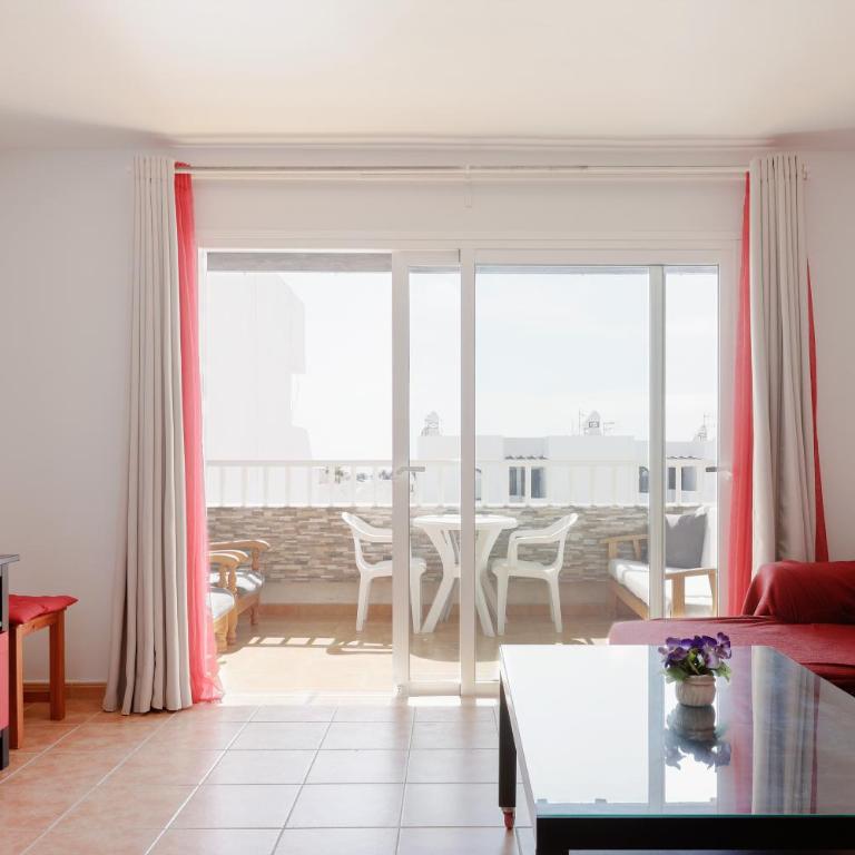 DARUMA APARTMENTS 2-Bedroom Duplex with Sea Views - Two-Bedroom Apartment - 1