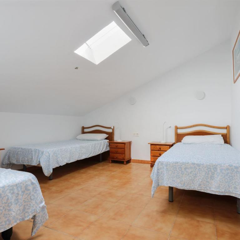 DARUMA APARTMENTS 2-Bedroom Duplex with Sea Views - Two-Bedroom Apartment - 11