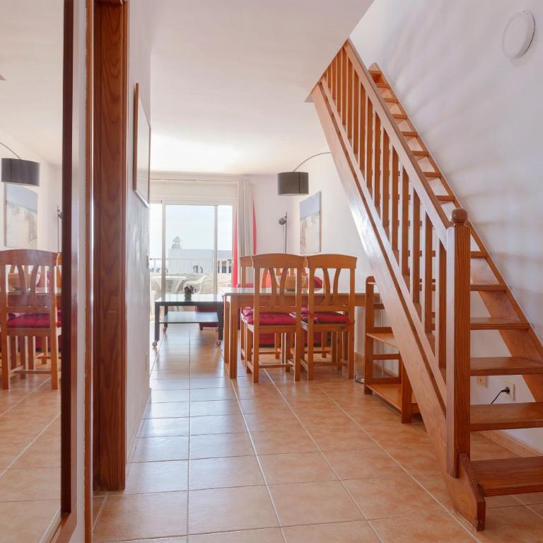 DARUMA APARTMENTS 2-Bedroom Duplex with Sea Views - Two-Bedroom Apartment - 26