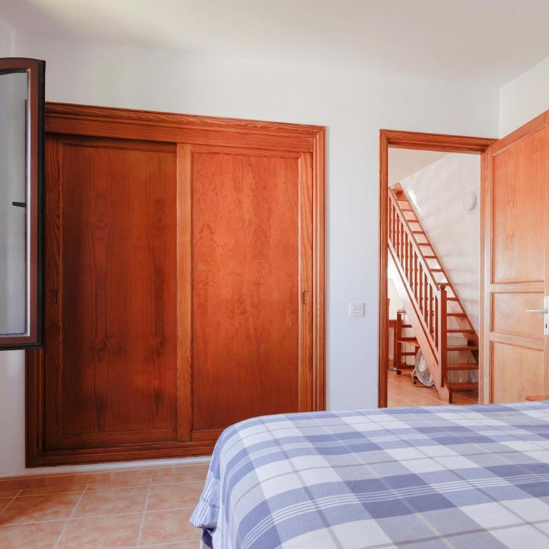 DARUMA APARTMENTS 2-Bedroom Duplex with Sea Views - Two-Bedroom Apartment - 21