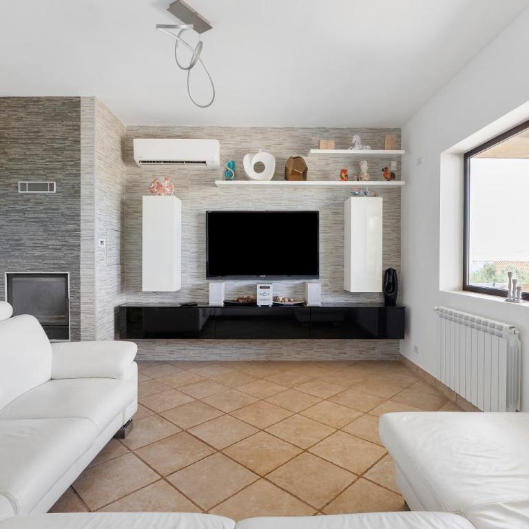 Dimora del Principe - Appartamento Premium con 3 Camere da Letto e Balcone - 5