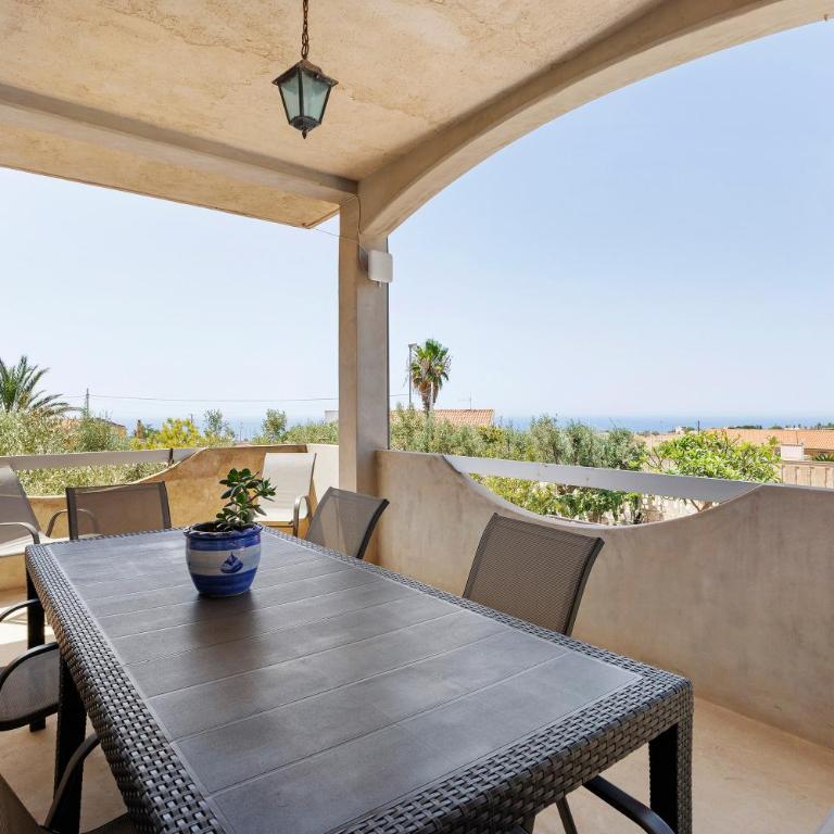 Dimora del Principe - Appartamento Premium con 3 Camere da Letto e Balcone - 6