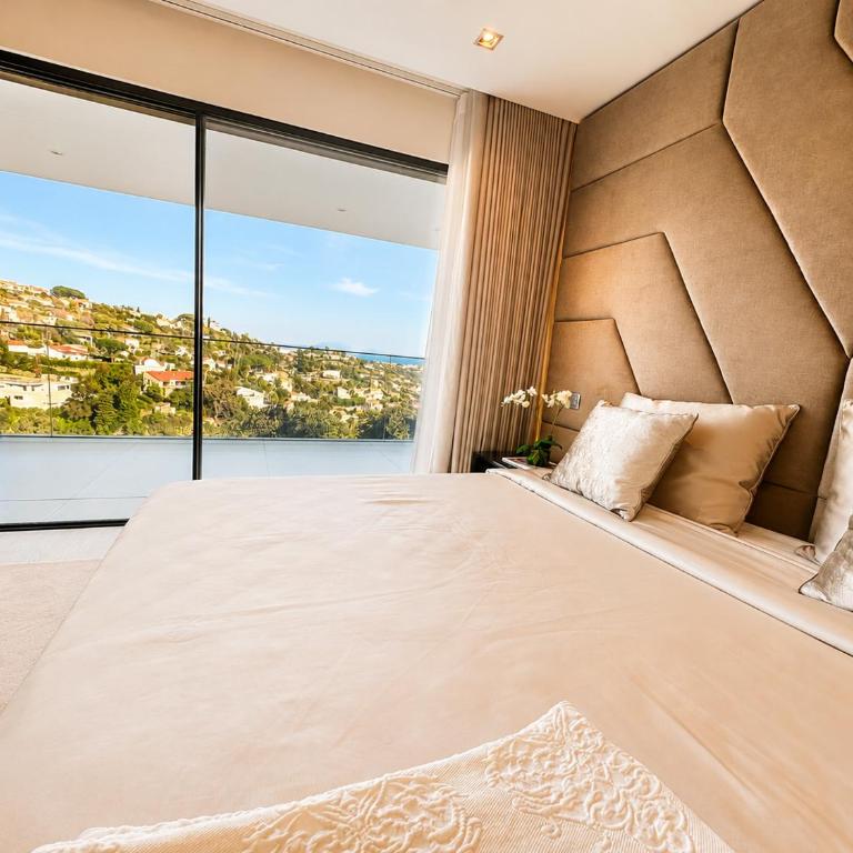 Horizons - contemporary villa with sea view and pool - Villa - 32