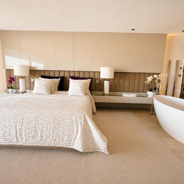 Horizons - contemporary villa with sea view and pool - Villa - 38