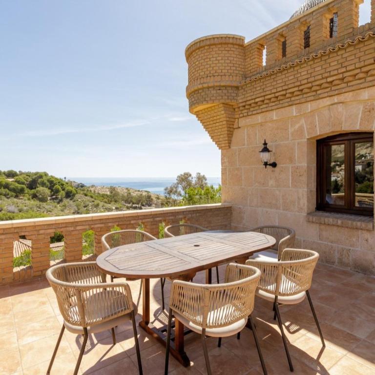 Castillo Coveta - Villa - 90