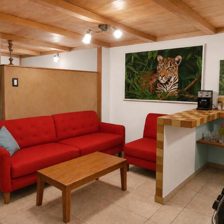 Feliz Puerta - Entire House with Rooftop Terrace, Iquitos - Three-Bedroom Vacation Home - 9