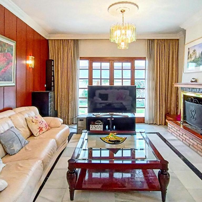 Traumhaftes Haus In Malaga - Ferienhaus mit 4 Zimmern - 8