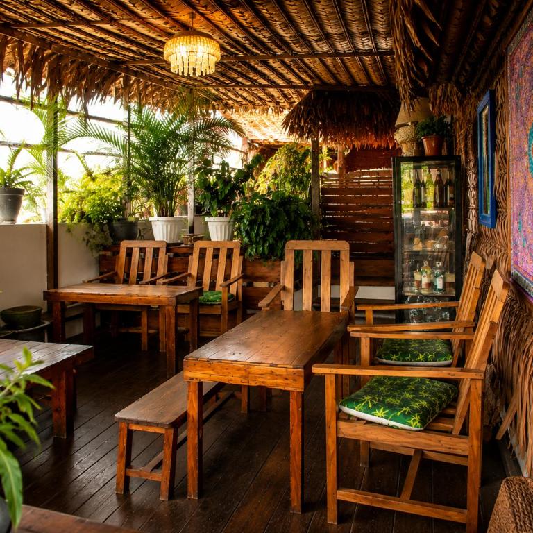 Feliz Puerta - Entire House with Rooftop Terrace, Iquitos - Three-Bedroom Vacation Home - 2