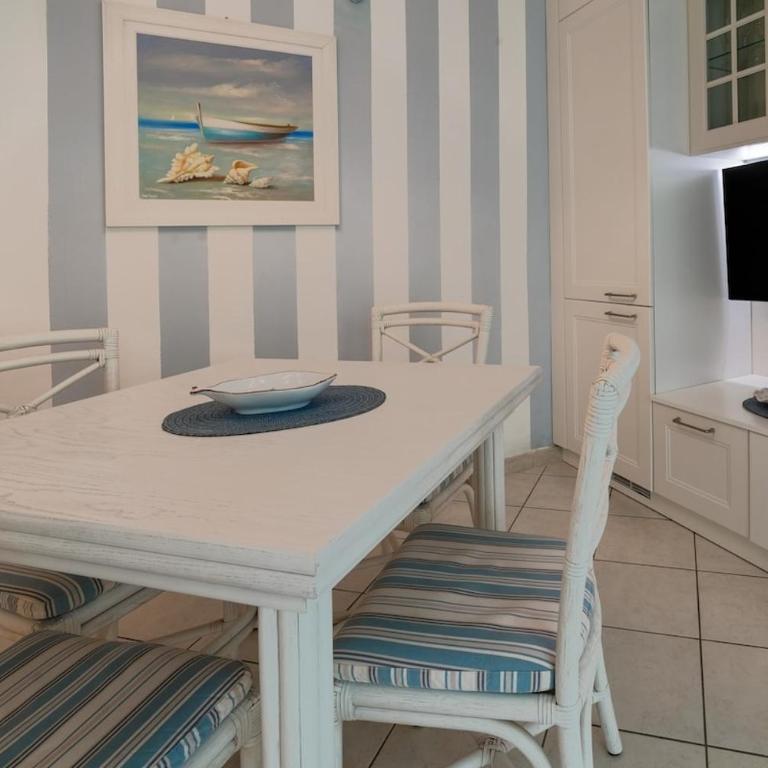 Appartamento con piscina - Apartment mit 1 Schlafzimmer - 30