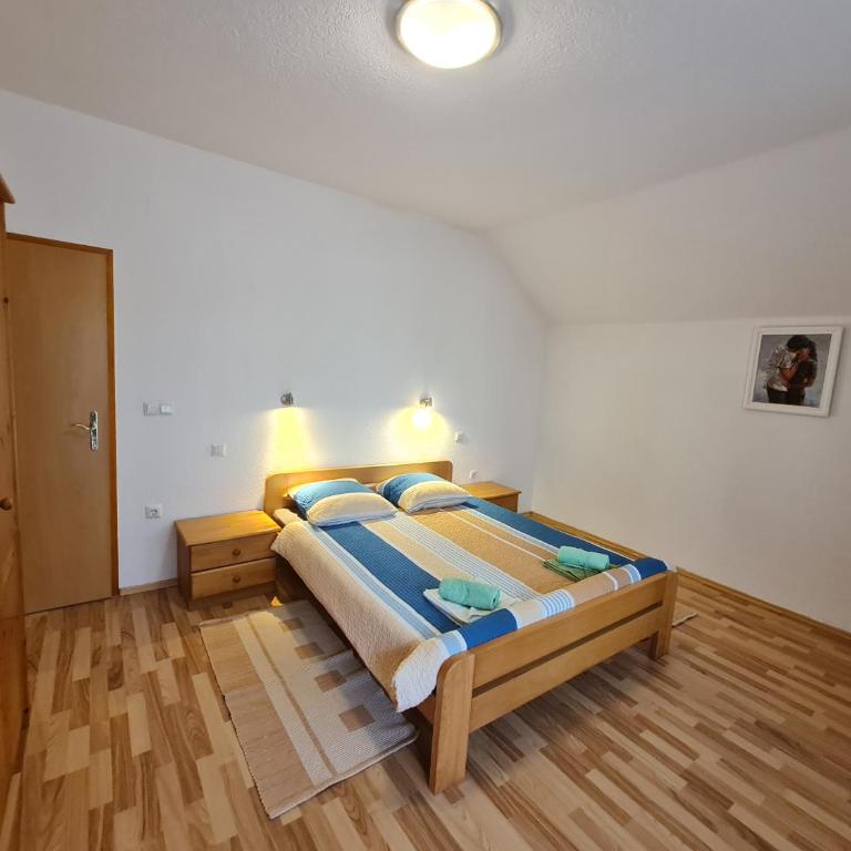 Villa Hukic - Apartman s 1 Spavaćom Sobom i Balkonom - 8