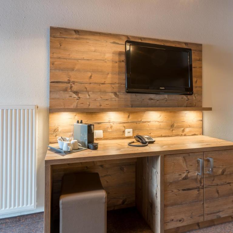BSW Hotel Hubertus-Park - Doppelzimmer mit Bergblick - 6