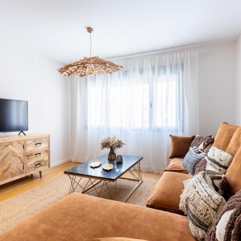 PISO NUEVO EN TRIANA - Apartamento de 3 dormitorios - 6