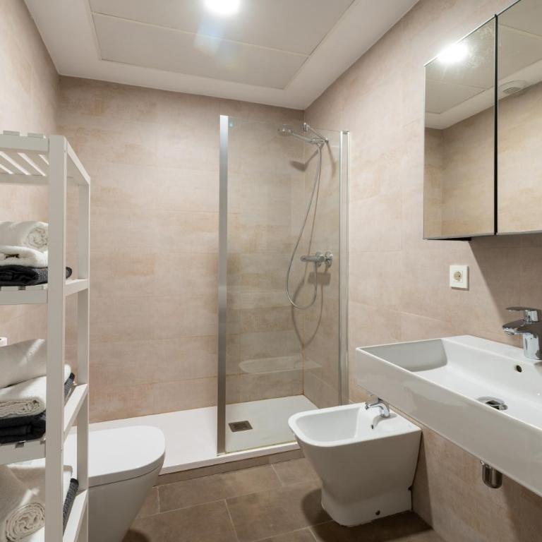 PISO NUEVO EN TRIANA - Apartamento de 3 dormitorios - 14