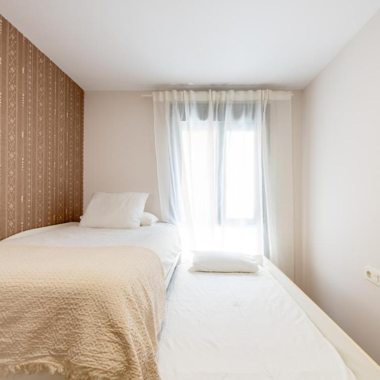 PISO NUEVO EN TRIANA - Apartamento de 3 dormitorios - 30