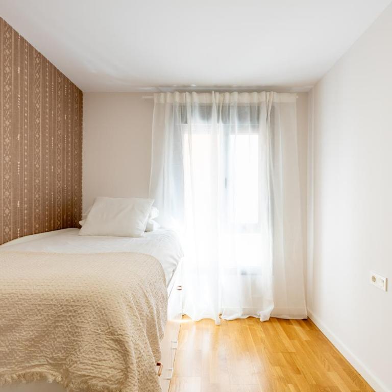 PISO NUEVO EN TRIANA - Apartamento de 3 dormitorios - 28