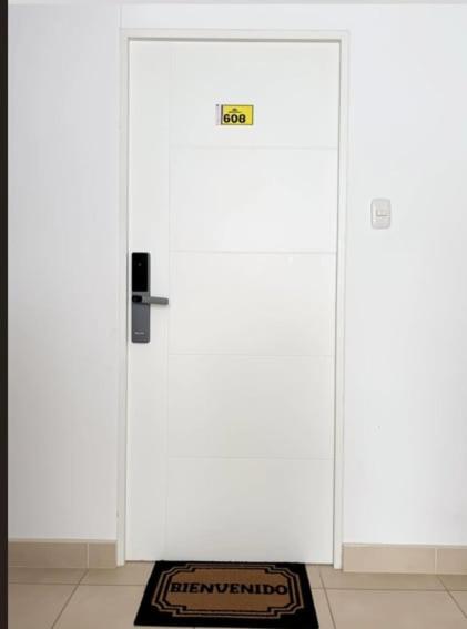 Luna Dorada - 3 Dormitorios con Piscina - Aeropuerto a 15 min - Three-Bedroom Apartment - 5