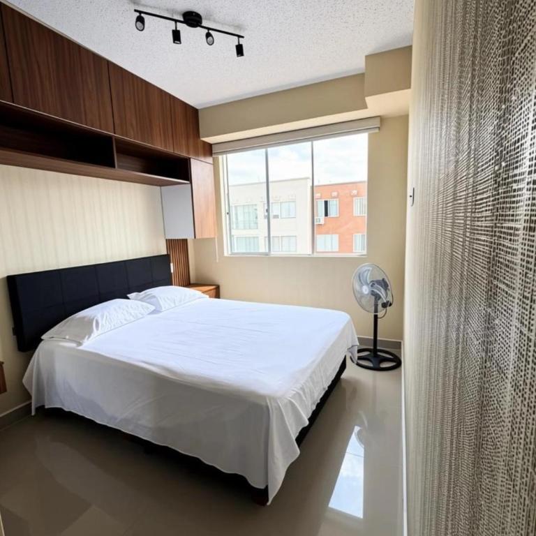 Luna Dorada - 3 Dormitorios con Piscina - Aeropuerto a 15 min - Three-Bedroom Apartment - 19